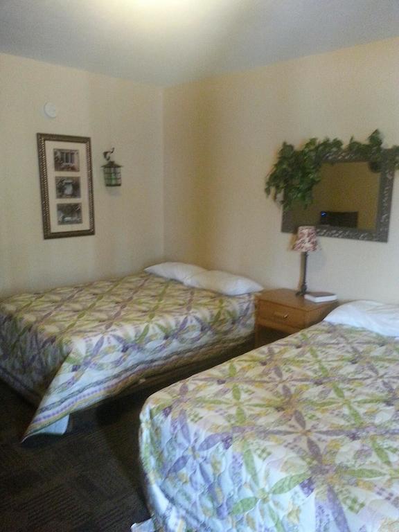 Bull Creek Taneycomo Lakefront Resort חדר תמונה