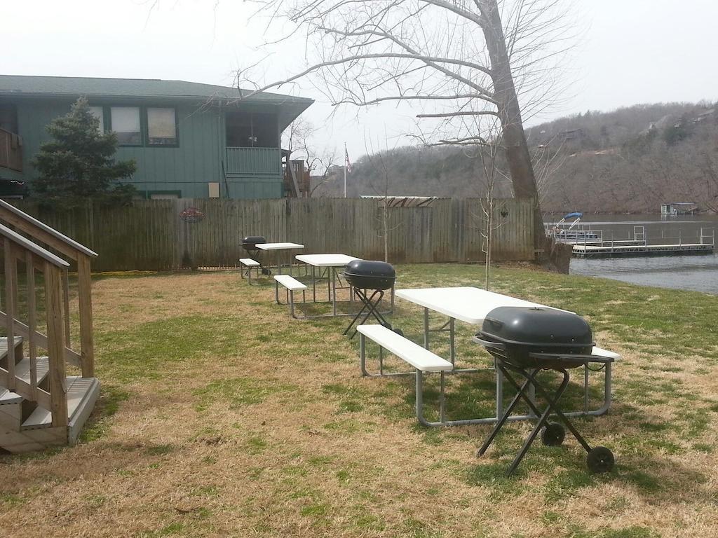 Bull Creek Taneycomo Lakefront Resort מראה חיצוני תמונה