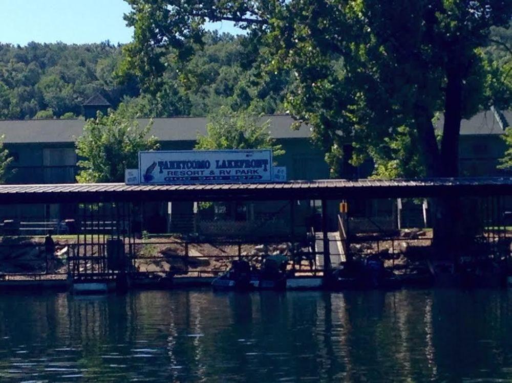 Bull Creek Taneycomo Lakefront Resort מראה חיצוני תמונה